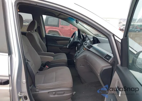 2014 Honda Odyssey Lx z USA, uszkodzony, nr VIN 5FNRL5H26EB058589